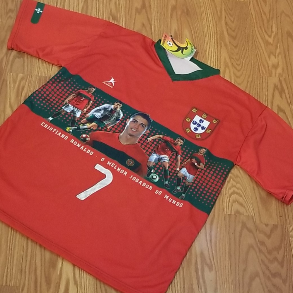 Ronaldo #7 soccer shirt lg